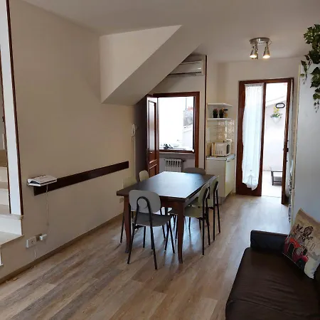 Matteotti House Apartmán *